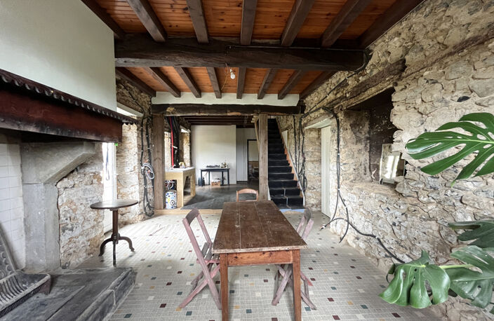 Corps de ferme bas navarrais du 19ième sur terrain de 4937 m2 — photo 3