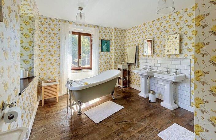 Maison en pierre de 7 pièces principales — photo 4