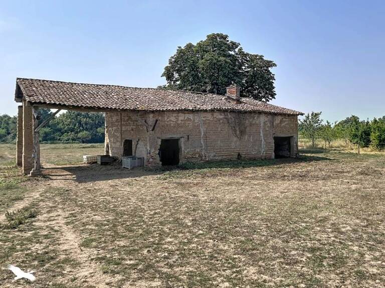 Ferme (tte) de 2 pièces principales — photo 1
