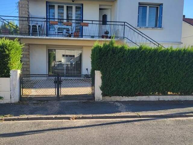 Maison de ville de 5 pièces principales — photo du bien