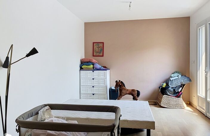 Vente maison 5 pièces 138 m² Breuil-Magné (17870) — photo 4