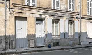 Immeuble   m² à vendre à Saintes (17100)