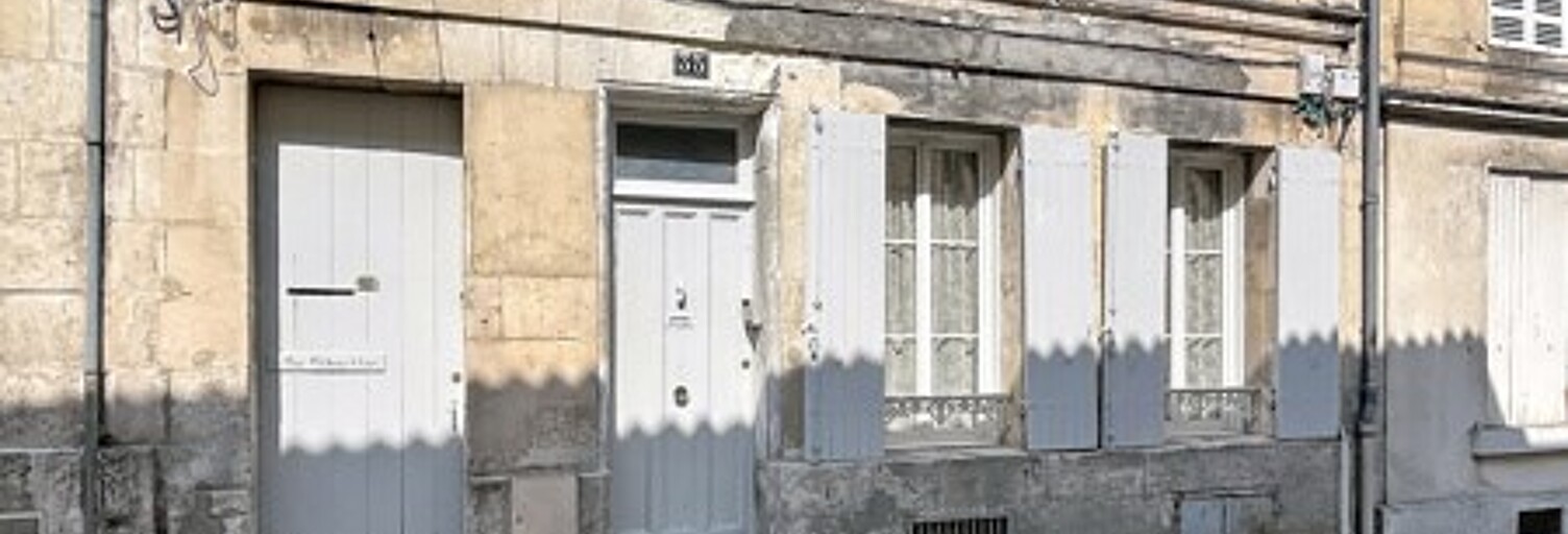 Immeuble   m² à vendre à Saintes (17100)