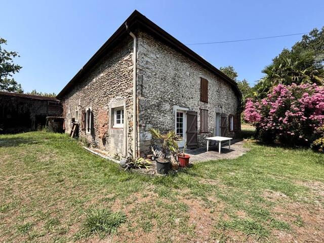 Maison proposé à Saint-Pé-de-Léren