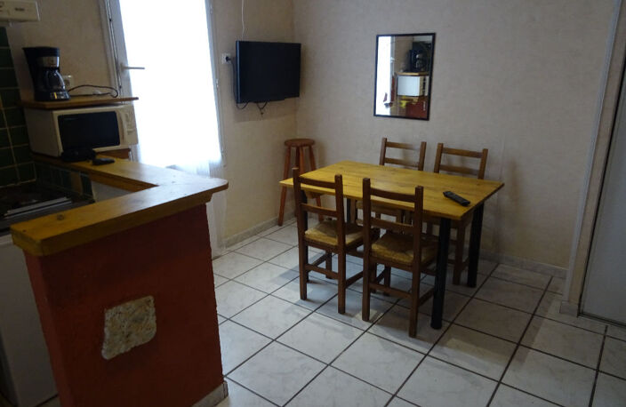 Maison de 120m2 Divisée en 4 Apt — photo 5