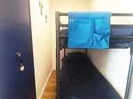 P2 cabine rénové, vendu meublé, avec agréable loggia.<BR>Toilette — photo 4