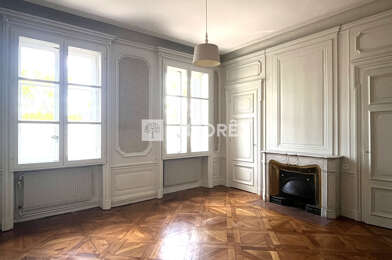 Appartement 3 pièces 1315 €
