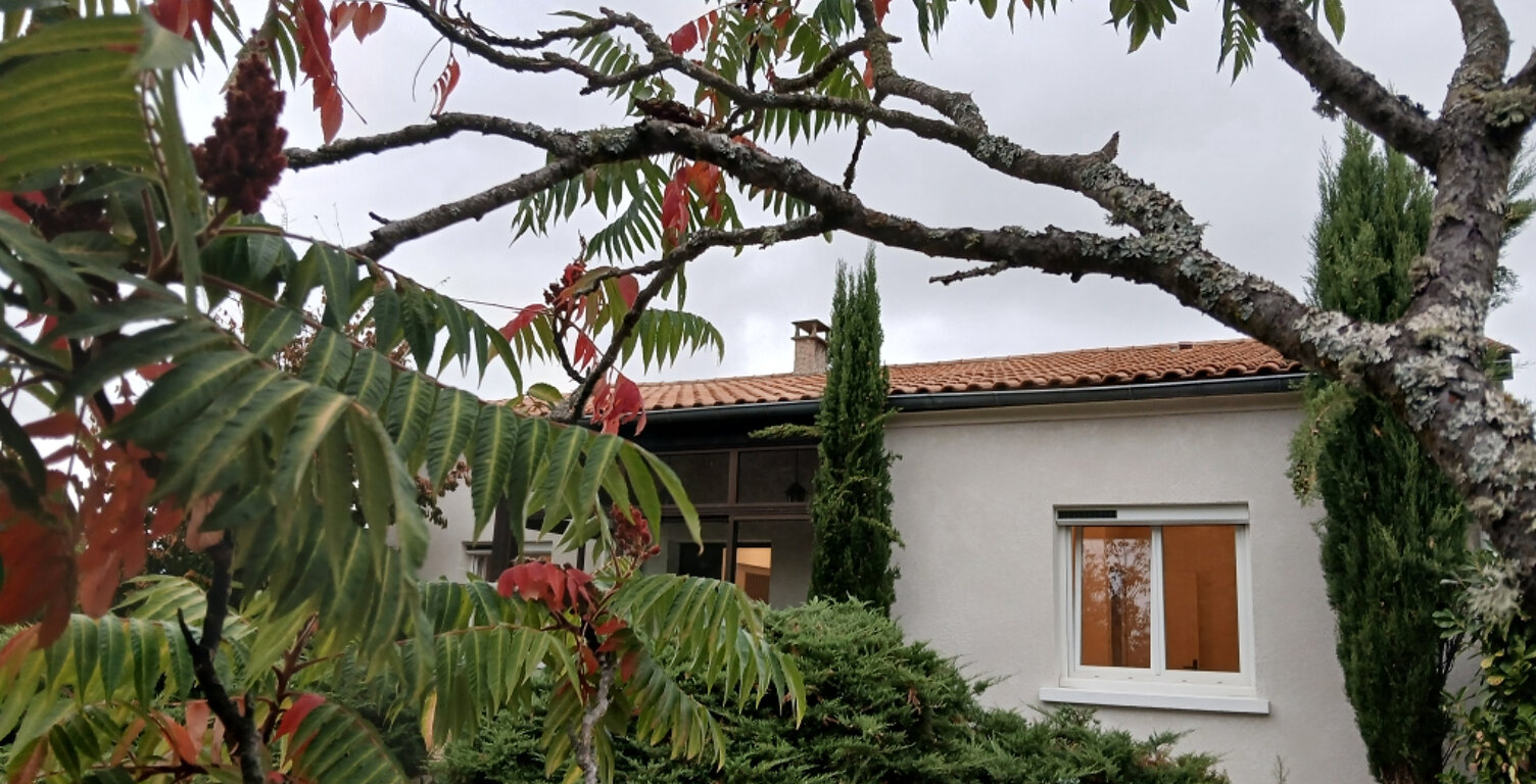 Maison Saint Marcellin En Forez — photo 1