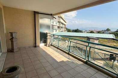 Appartement 3 pièces 1600 €