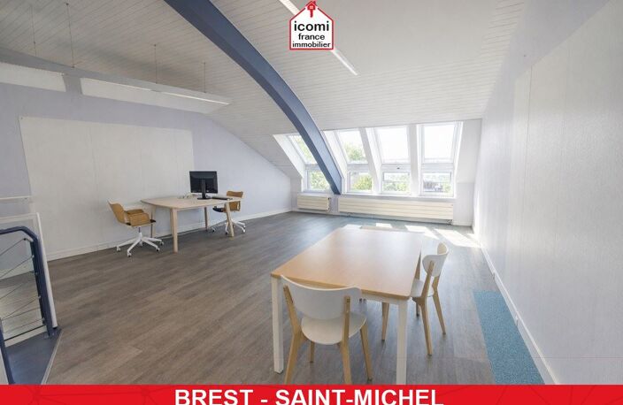 FINISTERE - Brest (29200) - A VENDRE - APPARTEMENT DUPLEX T5 - 2 CHAMBRES - IMMEUBLE RECENT - BOX FERME - BALCON - DALLE BETON - DERNIER ETAGE — photo 5