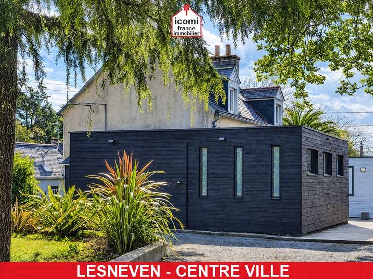 FINISTERE - Lesneven (29260) - A VENDRE - MAISON T5 AVEC EXTENSION RECENTE - 700M² DE TERRAIN - PISCINE - GARAGE - DPE B - NON MITOYENNE - COUP DE COEUR — photo 1