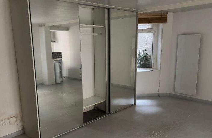 Studio — photo 2