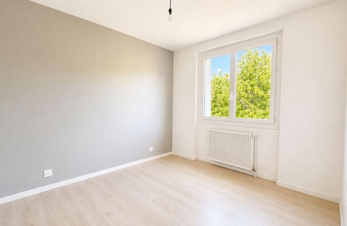 Maison de 144 m² entièrement rénovée – Deux logements indépendants – Terrain de 457 m² — photo 5