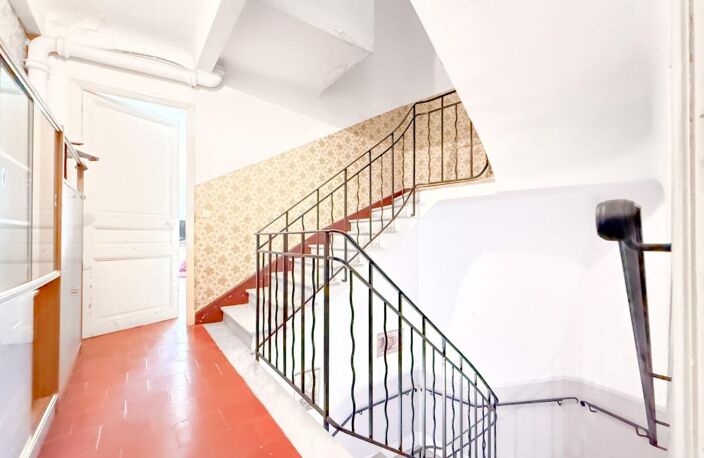 Maison de Maître à vendre à LUCERAM 160 m² 4 chambres jardins terrasses caves — photo 5
