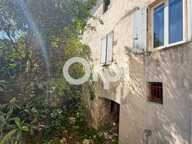 Maison avec terrain attenant À Vendre — photo 2