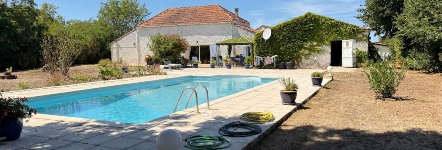 Maison 4 Pièces 156 m² à vendre à Saint-Laurent-de-la-Prée (17450)