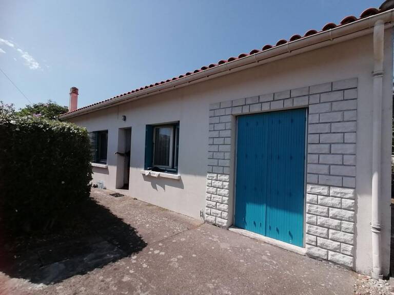 Maison de Plain-pied, terrain clos — photo 1