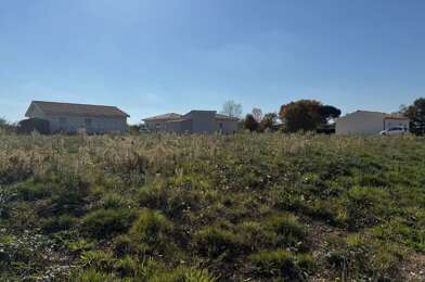 Terrain  64000 €