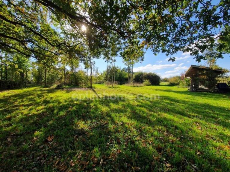 Maison à vendre - 3 pièces sur magnifique terrain arboré de 8900 m² - Esves le Moutier (37) — photo 1