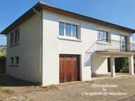 Maison à rénover à Blanzat – 3 chambres, garage, pièces annexes et terrain de 477 m² — photo 2
