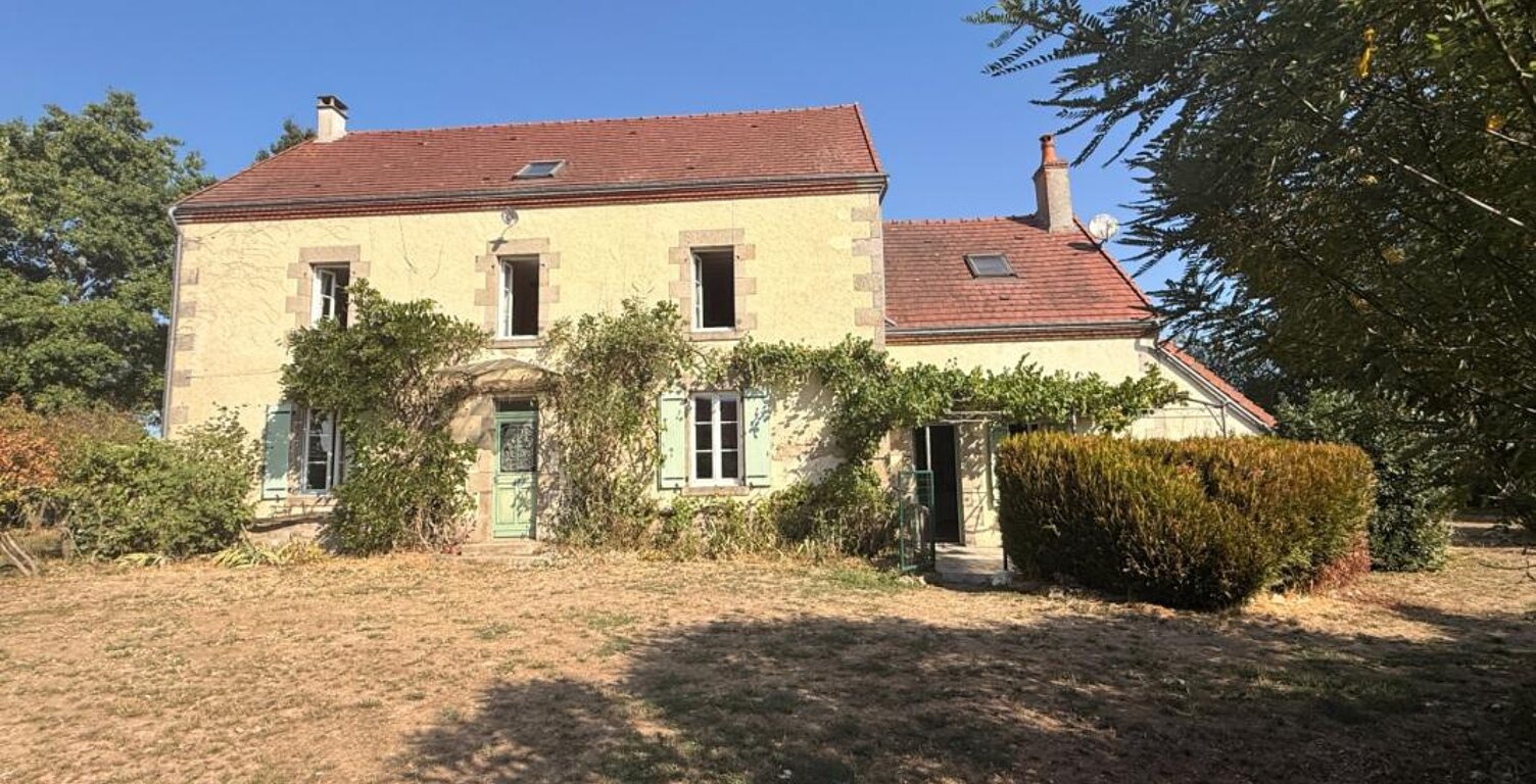 Propriété de caractère 284m² habitable, 5 chambres, annexe + grange sur terrain de 6885m² 197 000 € — photo 1