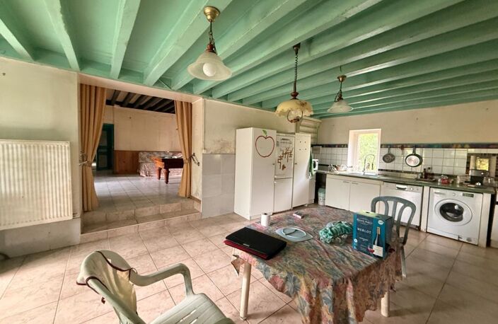 Propriété de caractère 284m² habitable, 5 chambres, annexe + grange sur terrain de 6885m² 197 000 € — photo 3