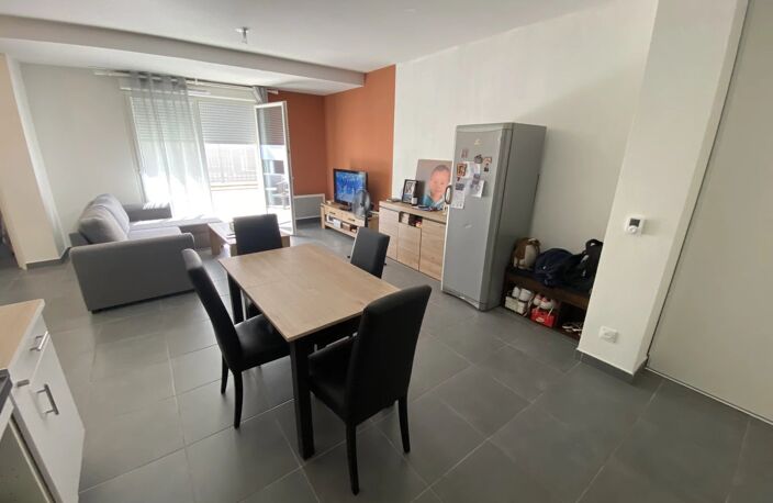 VENTE T2 avec Terrasse-jardin — photo 2
