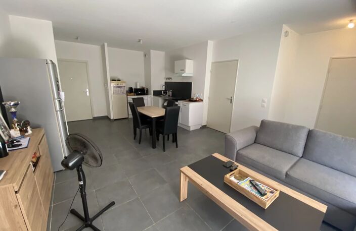 VENTE T2 avec Terrasse-jardin — photo 3