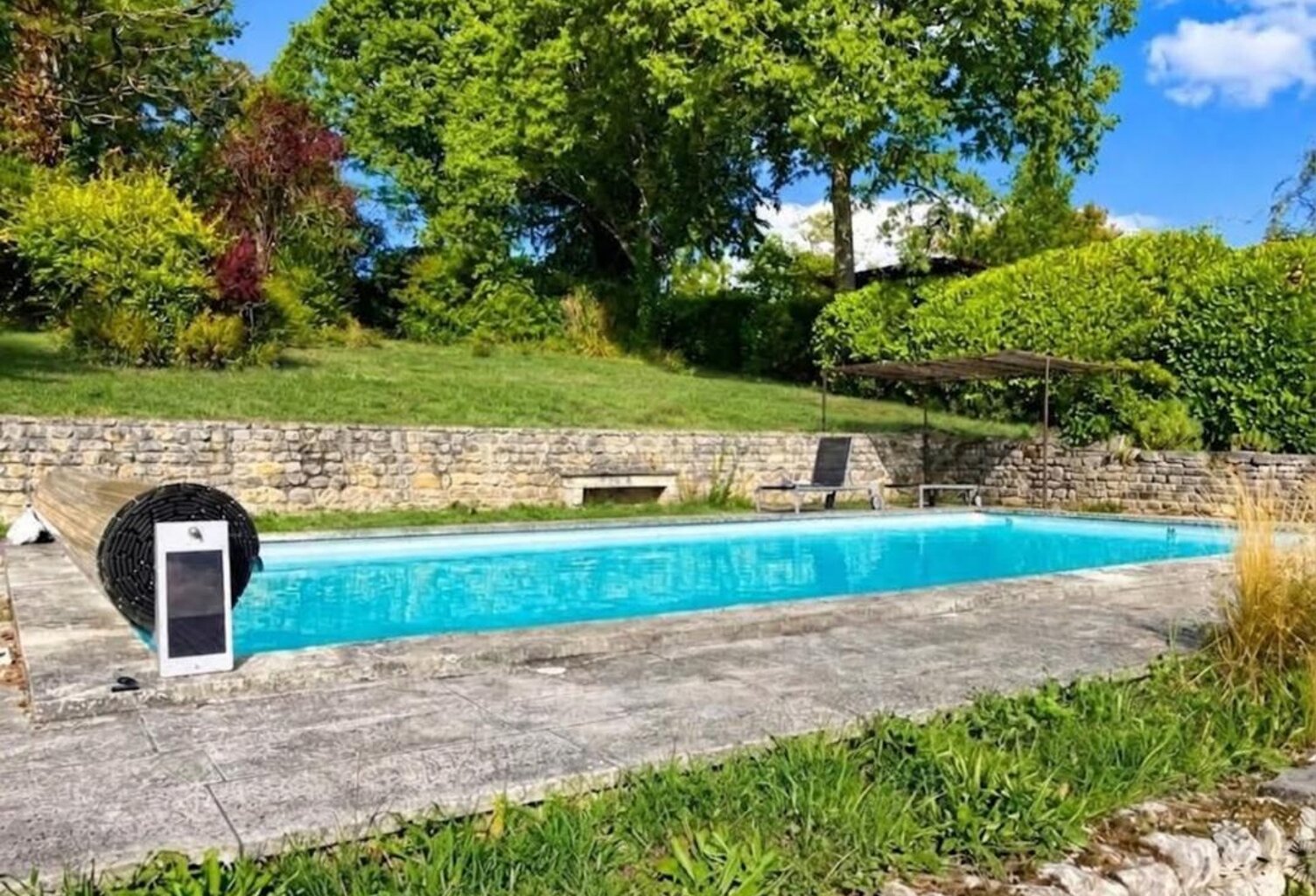 Élégante demeure de caractère avec piscine et vaste jardin - 5 chambres - Mouthiers sur Boëme (16) — photo 1