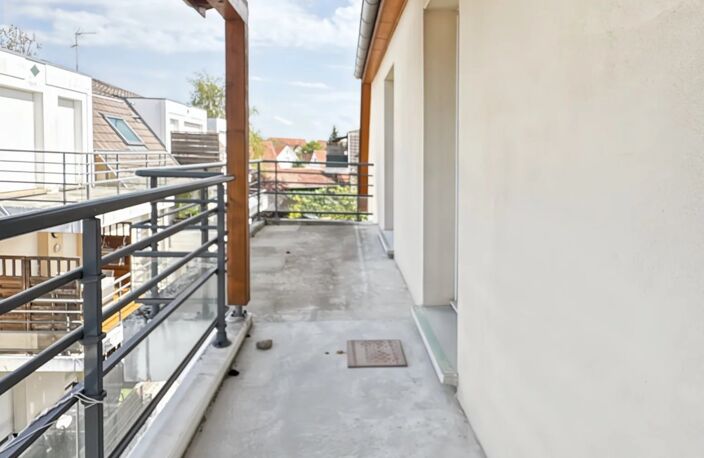 OBERHOFFEN-SUR-MODER, Appartement F4 de 80m² avec 2 terrasses et — photo 3