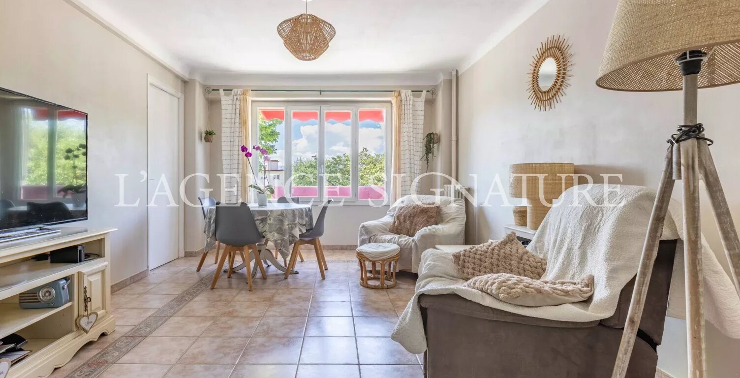 Nice Mont Boron 'Louna' Bon état - Calme — photo 1