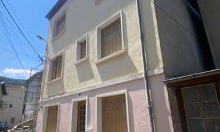 Maison 5 Pièces 90 m² à louer à Foix (09000)