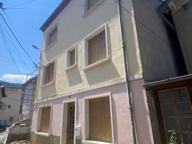 Maison de 90m2 à louer sur Foix — photo du bien