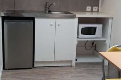 Appartement 1 pièces 460 €