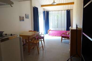 Appartement 1 pièces 360 €