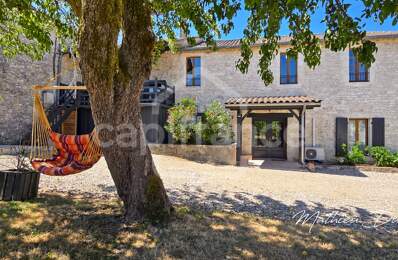 Maison en pierre rénovée avec vue sur les vignes, au cœur d’un village de caractère — photo du bien