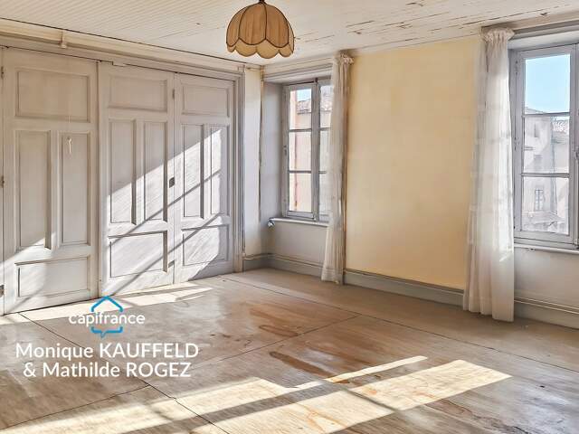 Immeuble de rapport à vendre COURPIERE (63) — photo du bien
