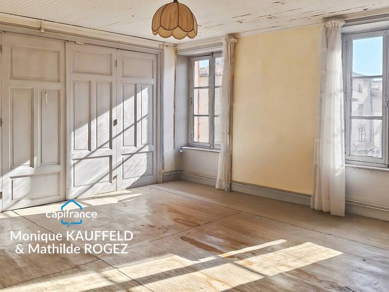 Immeuble de rapport à vendre COURPIERE (63) — photo 1