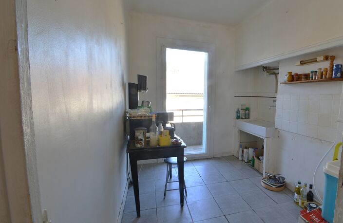 Appartement à vendre 2 pièces SALON DE PROVENCE (13) — photo 3