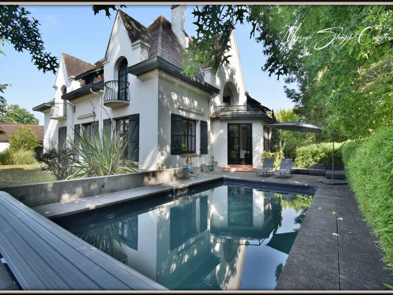 Maison de caractère à vendre 12 pièces  (40) de 355 m² au coeur du centre-ville — photo 1