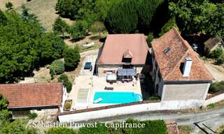 Maison 11 Pièces 325 m² à vendre à Thiviers (24800)