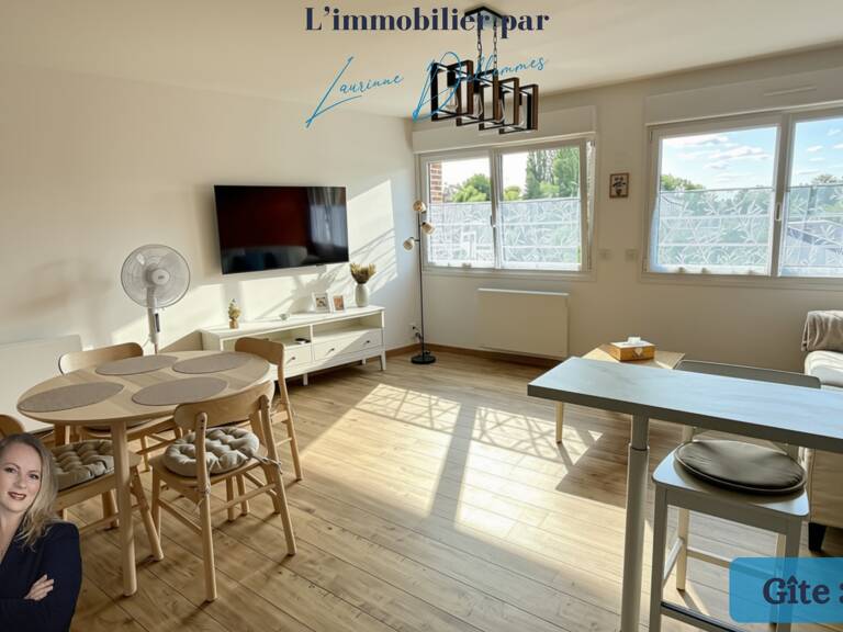 Propriété complète : Une maison de 160m2 + 3 gîtes meublés (possibilité 4) + Hangar + Terrain à Nivelle (59) — photo 1