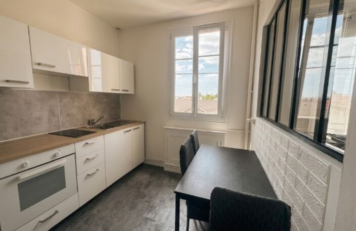 Appartement à vendre 2 pièces  43.61 m² — photo 2