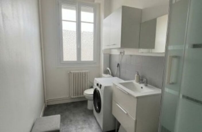 Appartement à vendre 2 pièces  43.61 m² — photo 3