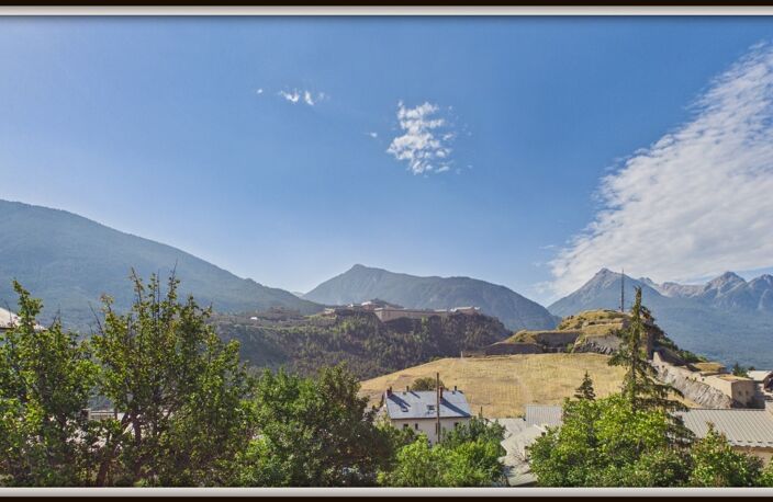 T4 rénové avec jardin, dépendance et vue panoramique – Briançon — photo 3