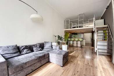 Appartement 1 pièces 912 €