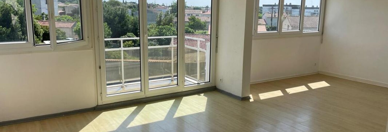 Immeuble  1050 m² à vendre à Cognac (16100)