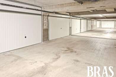 Garage  49000 €