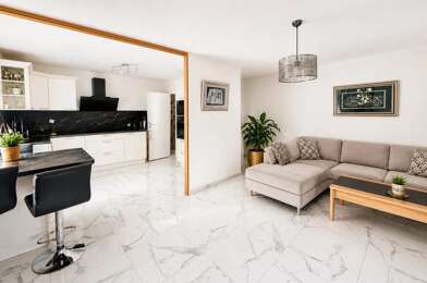 Appartement 4 pièces 220000 €