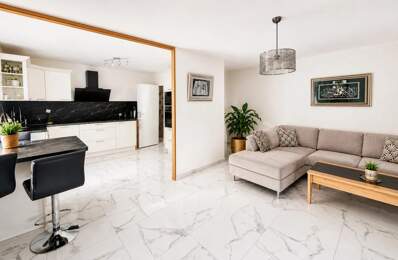 À VENDRE EN EXCLUSIVITÉ – T4 RÉNOVÉ – DERNIER ÉTAGE AVEC BALCON — photo du bien